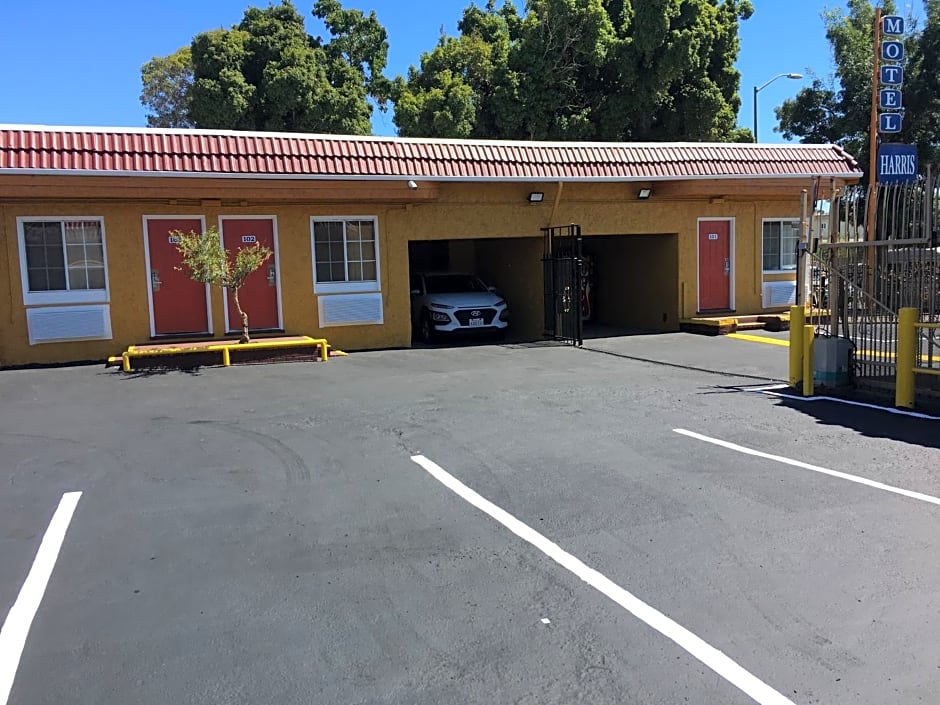 Harris Motel
