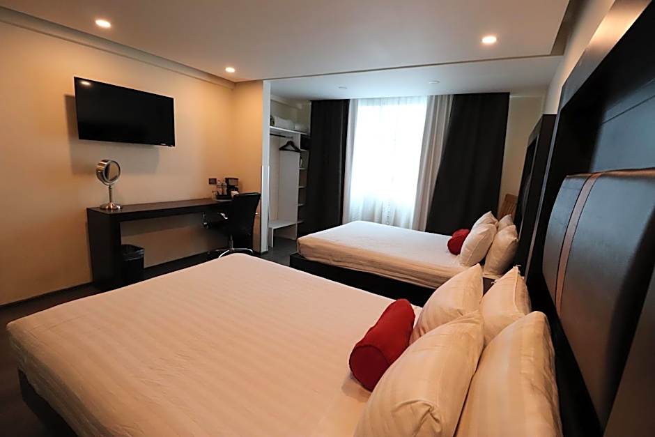 Best Western Plus Metepec & Suites