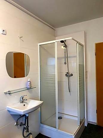 Quadruple Room with Private Bathroom