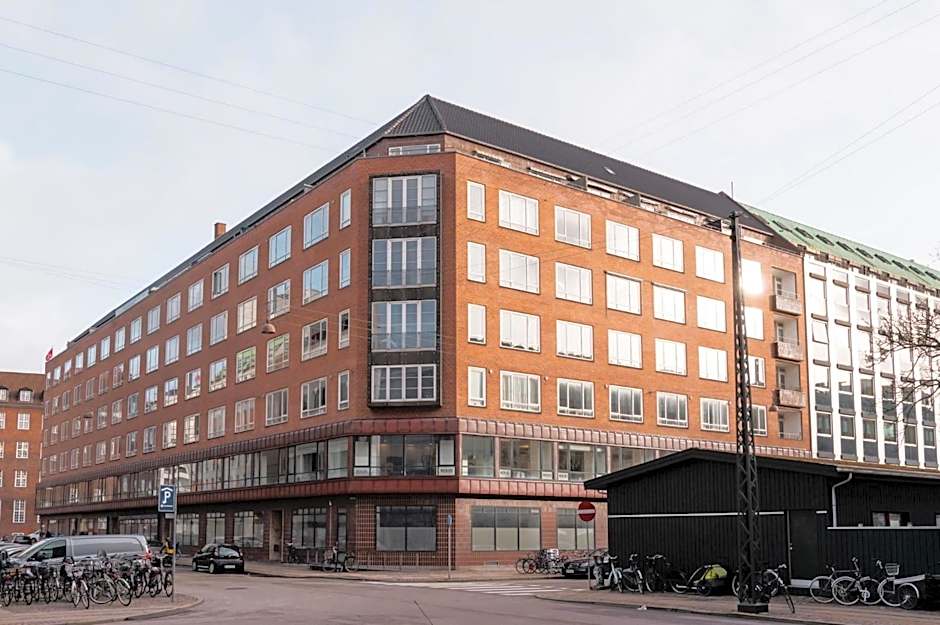 The Lakes apartments by Daniel&Jacob's