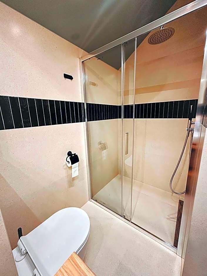 Beztroska Zatoka - ośrodek wypoczynkowy Jacuzzi & Sauna