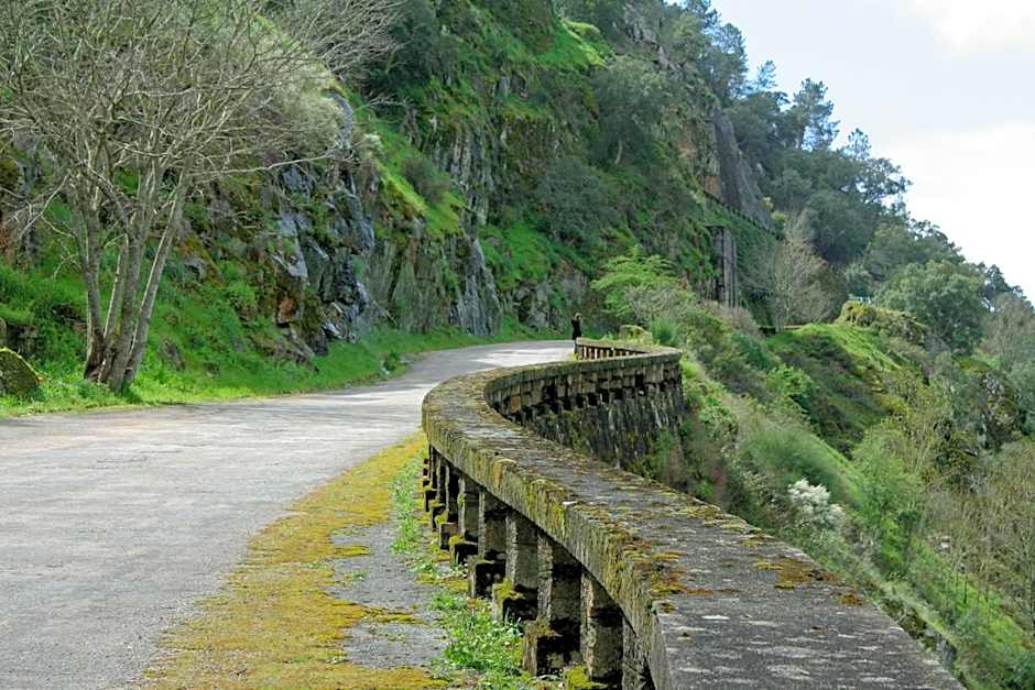 Convento Da Serta Hotel