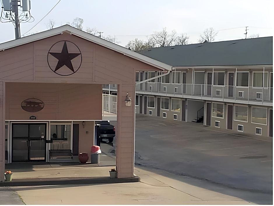 Days Inn by Wyndham Branson Near Theatre District