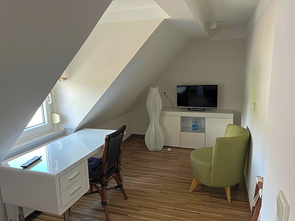 Hotel Hochwaldcafe & 4-Witz