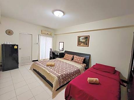 Triple Room with View