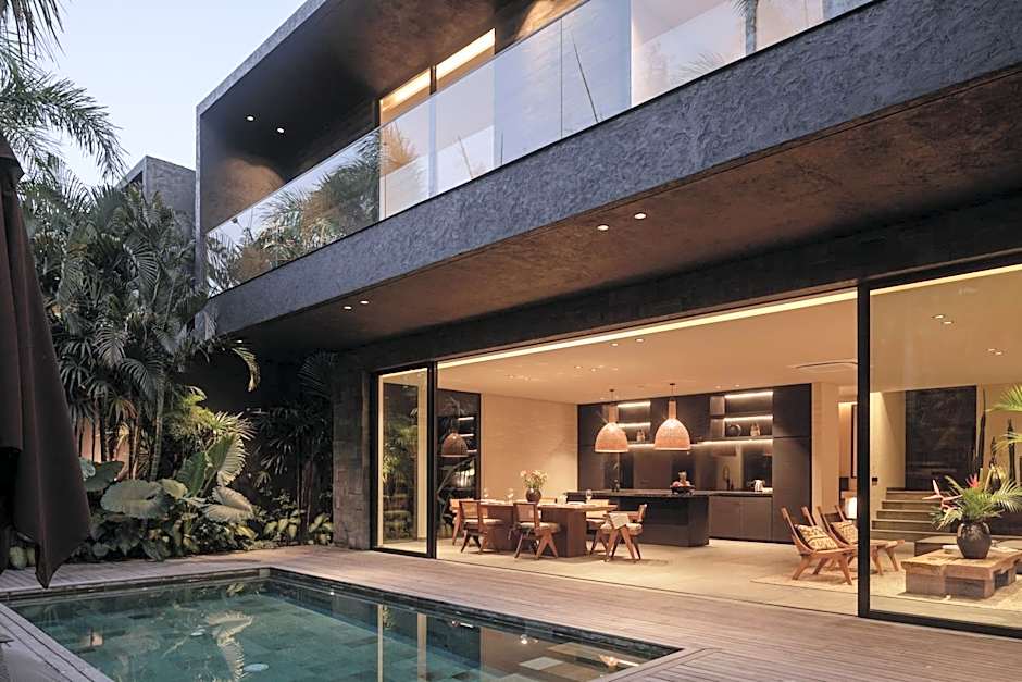 Black Villas Canggu Beach by OXO