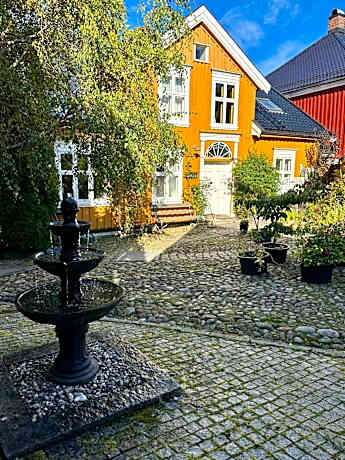 Tollgaarden Gjestegaard
