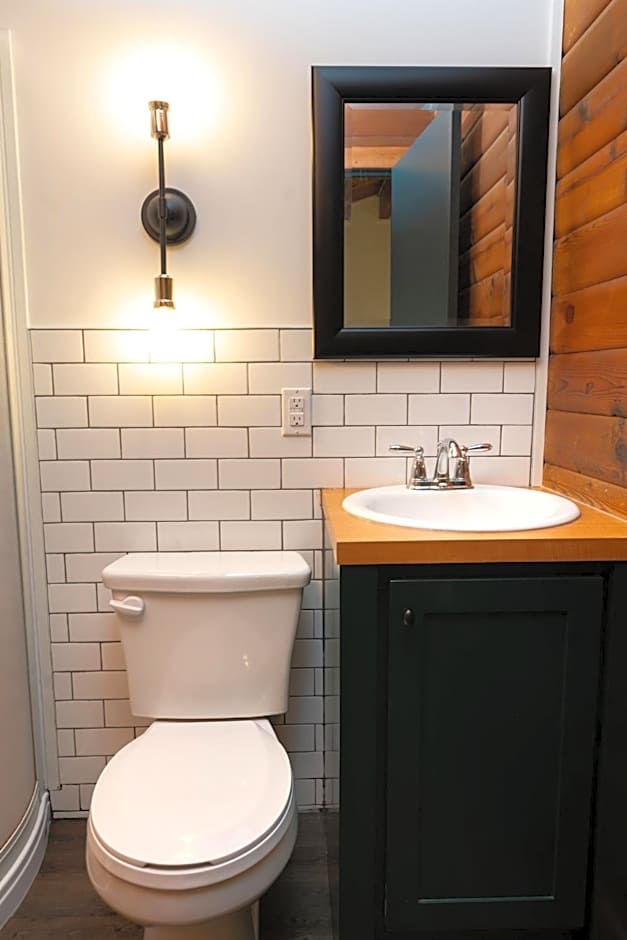 Miette Mountain Cabins