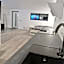 Luxury Apartment Private House and Parking Netflix