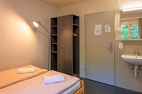 Quadruple Room with Private Bathroom