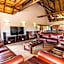 Zebula Golf and Wildlife Estate - Spectacular View Pax 13 - Moi Signature Luxury villa