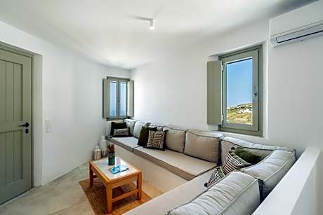Two-Bedroom Apartment with Terrace and Sea View