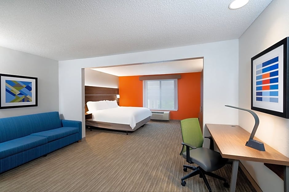 Holiday Inn Express & Suites Tell City, an IHG Hotel