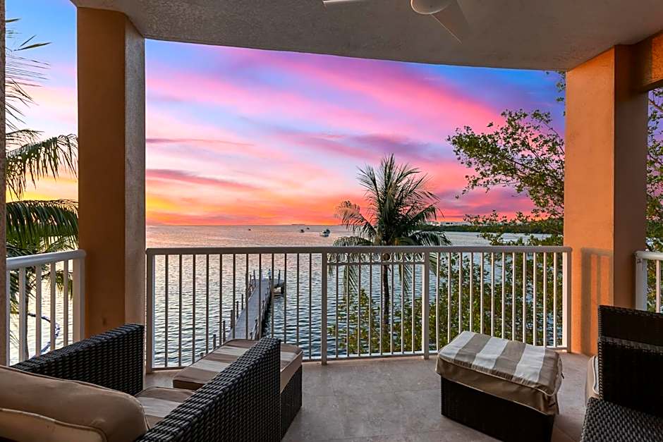 Beachside Resort & Residences