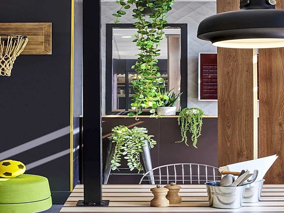 ibis Clamart Paris Velizy