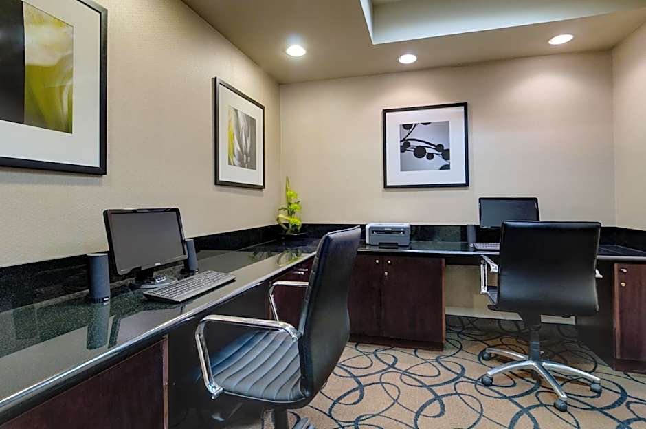 Orange County Hotel
