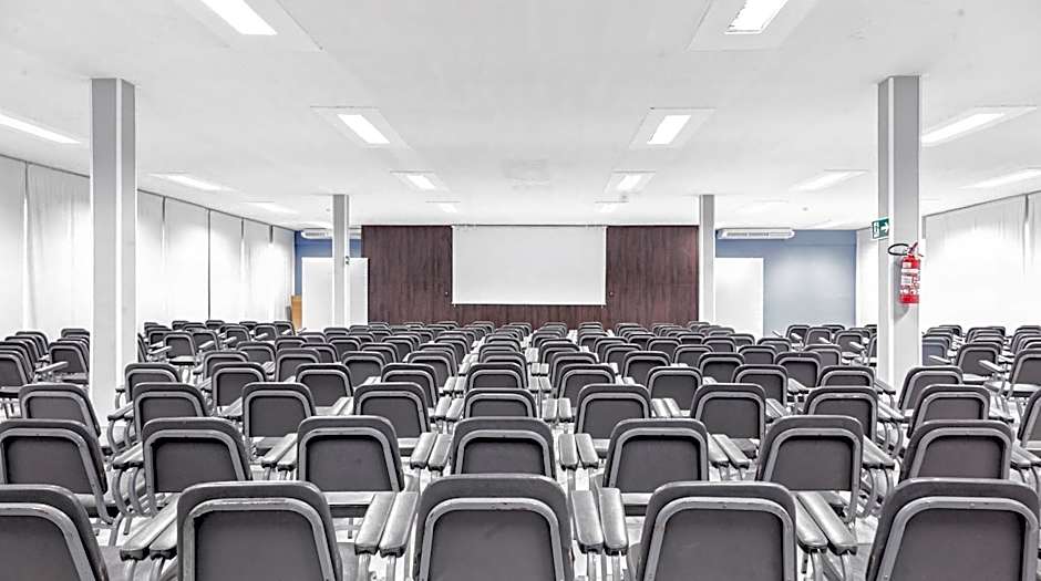 Nacional Inn Poços de Caldas - Lazer completo e Gastronomia no Centro