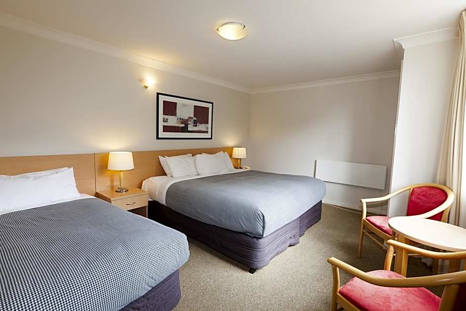 The Denman Hotel Thredbo