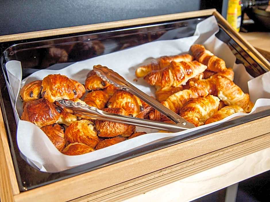 ibis Styles Paris Cadet Lafayette