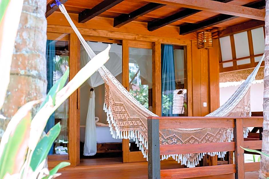 Island View Bar & Bungalow