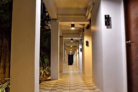 Deluxe Room (Under Roof Concept)