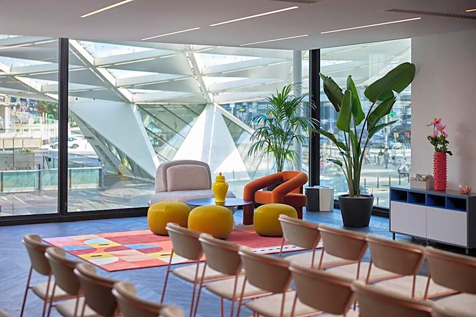 Cardo Brussels, Autograph Collection