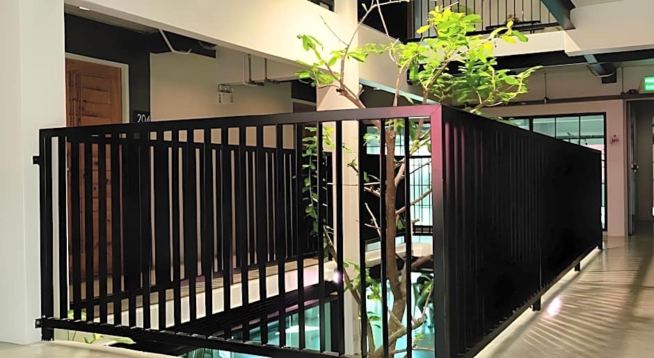 V1  Boutique Hotel