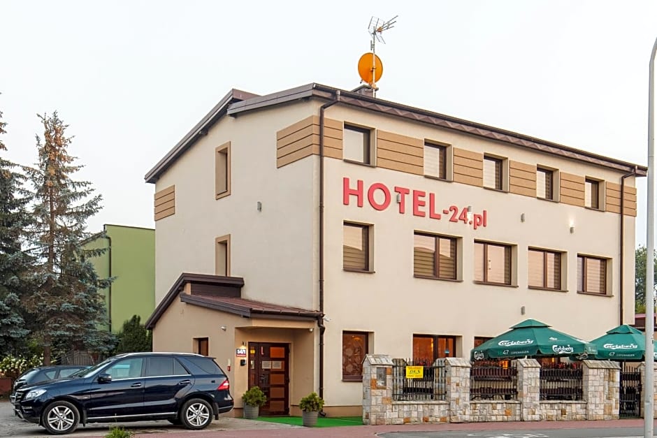 Hotel-24