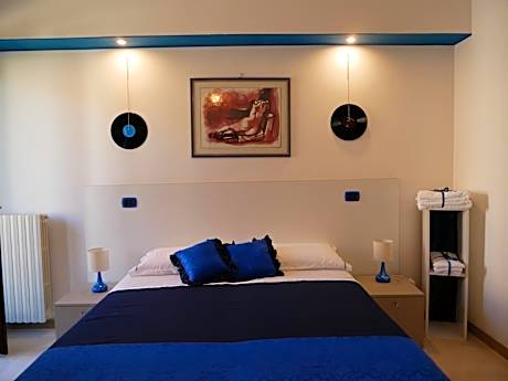 Triple Room with Private Bathroom