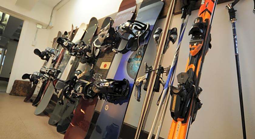 Fresh Powder Accommodation