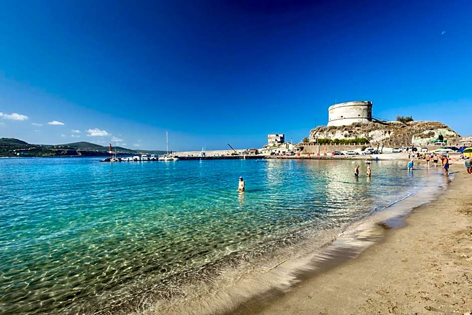 Residence with private beach in Bosa Marina just 100 meters from the sea