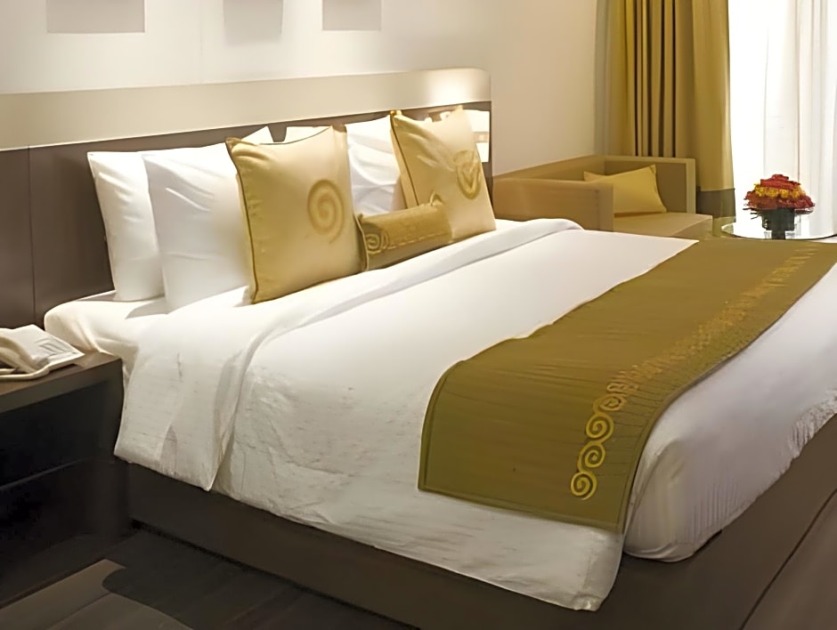 Shervani Hotel Nehru Place