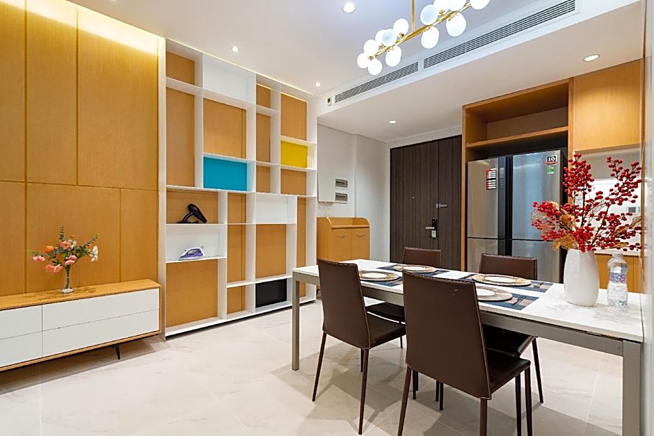 Convinia Luxury The Peak Midtown