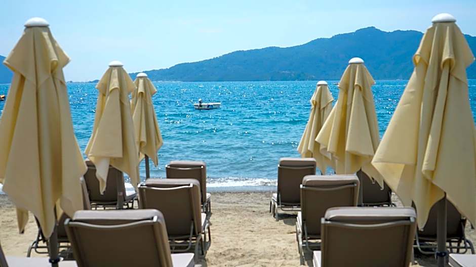 Cle Beach Boutique Hotel