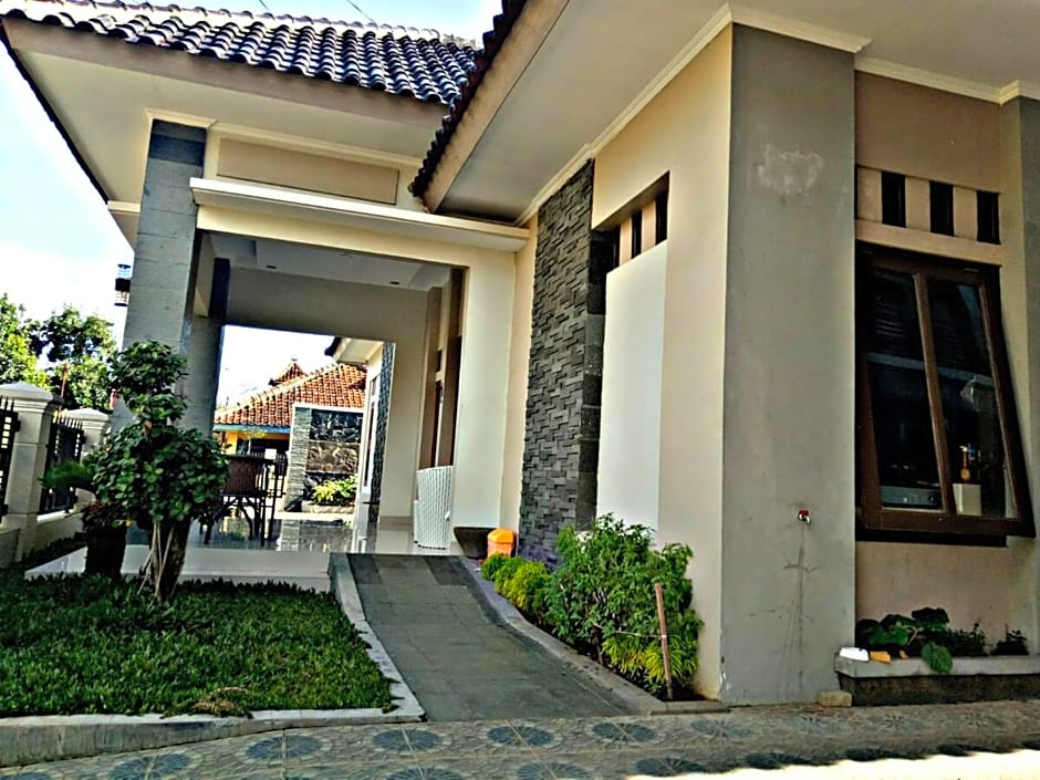 WISMA ANDALI Syariah near RSUD Cideres
