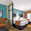 Comfort Suites Topeka Northwest