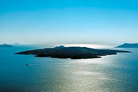 Aqua Marine Suite with Indoor Hot Tub and Caldera View