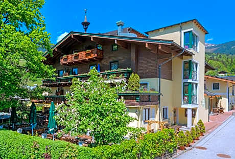 Hotel Gasthof Kröll Nationalpark-Card, Bergbahnen, Großglockner, Restaurant mit regionaler Küche