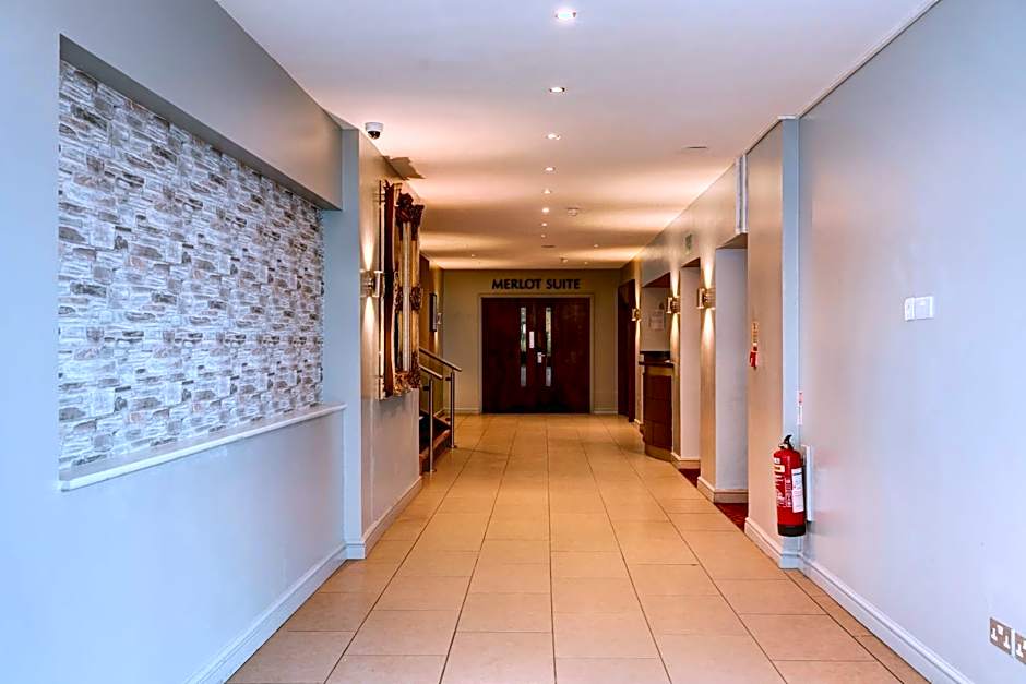 Manchester Airport Stanley Hotel by Belvilla