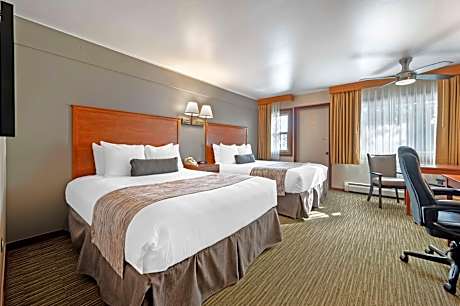 2 QUEEN BEDS,NSMK,HISPD,REFRIG,COFFMAKER,IRON,HAIR,CONTINENTAL BREAKFAST