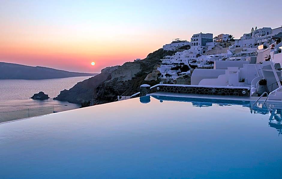 La Perla Villas - Adults Only