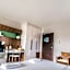 Central Place Serviced Apartment