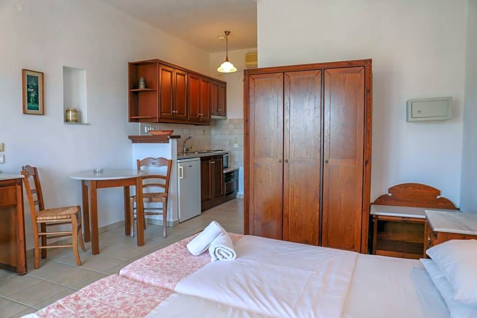 Pandora Studios Skiathos