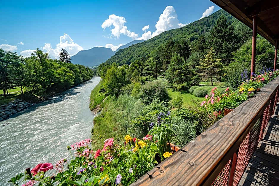 RESIDENCE Rive Droite