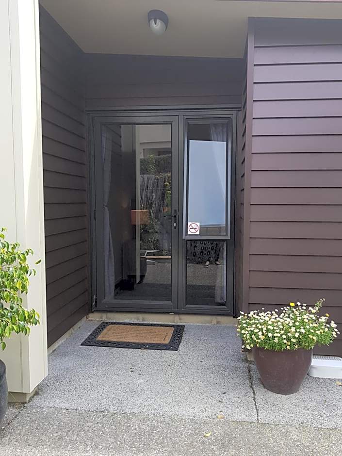 Heta Road B&B