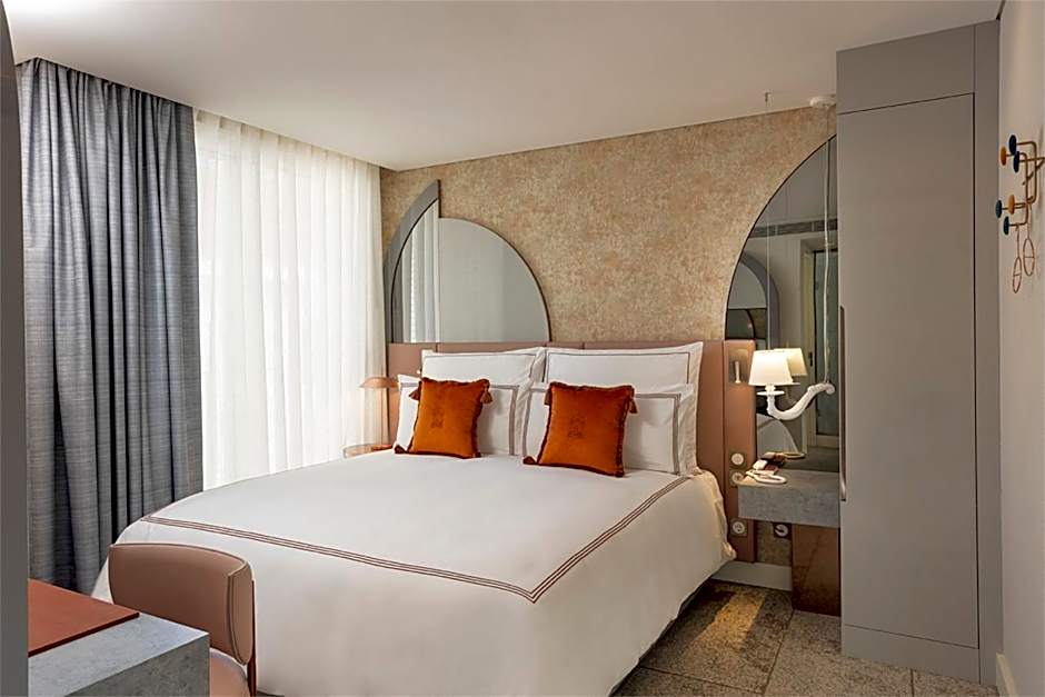 Vignette Collection Convent Square Lisbon By IHG