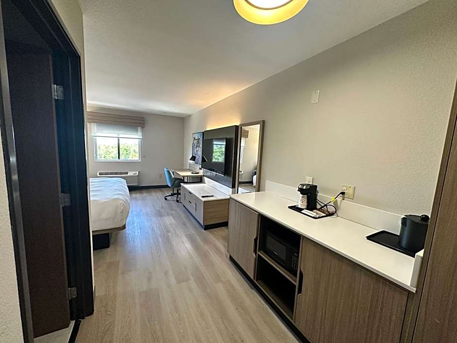 Midtown Suites - Greenville