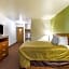 Econo Lodge & Suites Pekin