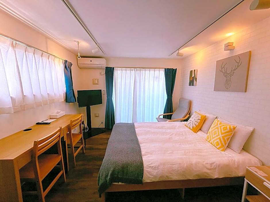 Photo 1 of 50 of 【405】2分可到沙滩  车站8分 冲浪圣地 江之岛旅游推荐住宿 独立房源 带卫生间、厨房 海景房