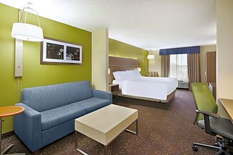King Suite with Jetted Tub